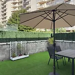 Dima Costa بيت ضيافة لاريدو