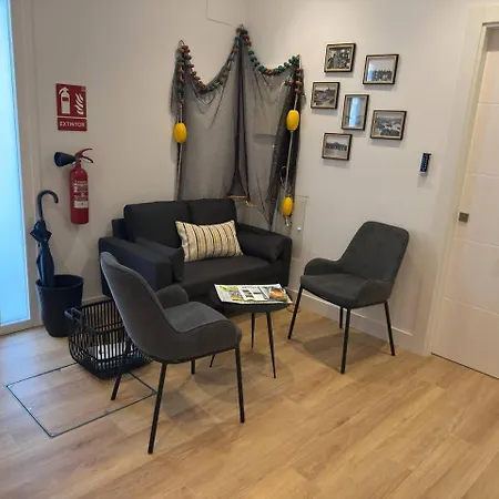 Dima Costa Konukevi Laredo