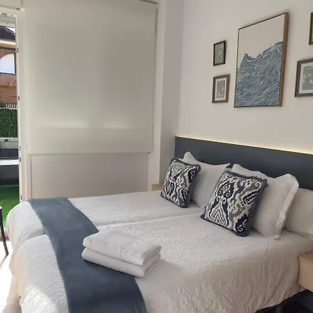 Konukevi Dima Costa Laredo