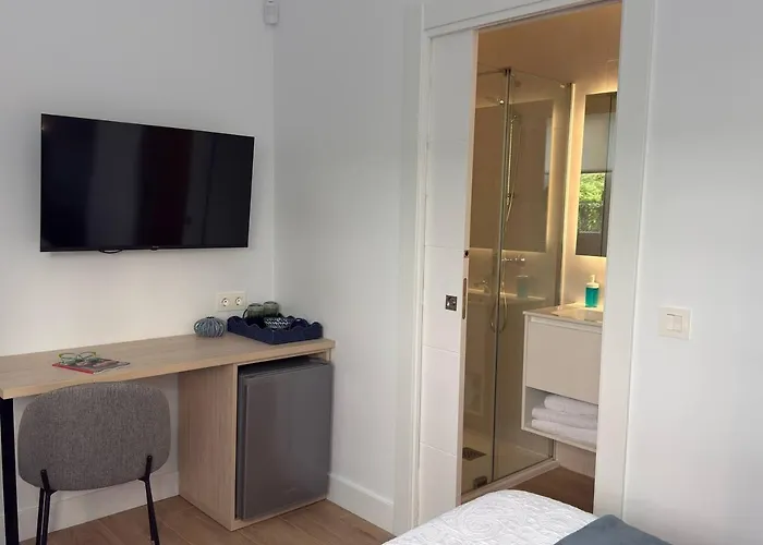 Dima Costa Гостевой дом Ларедо