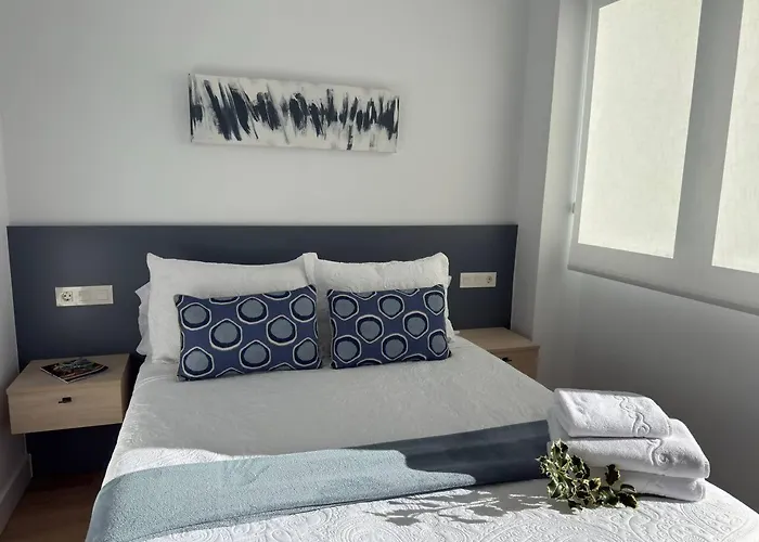 Dima Costa Ларедо