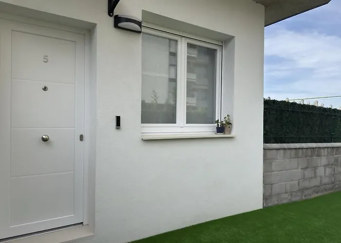 Dima Costa Гостевой дом Ларедо